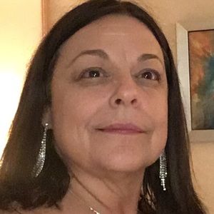 Meet your Posher, Sharon